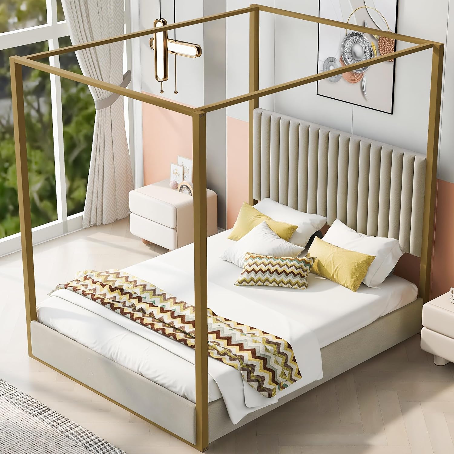 モダンな4本柱のキャノピーベッド、クイーンサイズ、張り地仕上 - Canopy Bed Frame Metal Queen のレビューと価格
